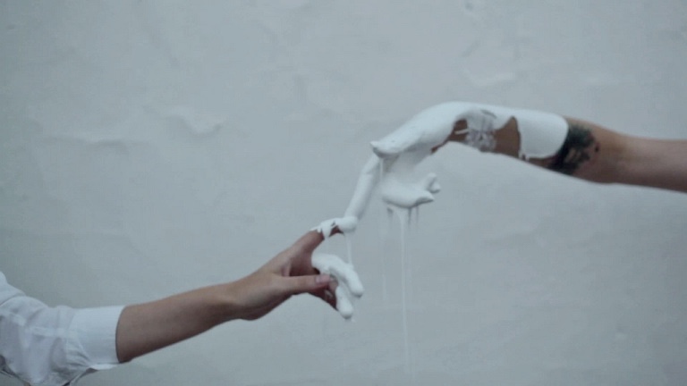 8817B868-4031-426B-BB67-10802C84EC41